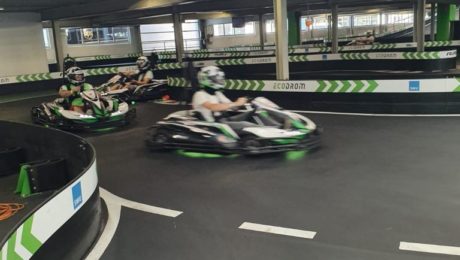 Azubis Ausflug Kartbahn NeuUlm